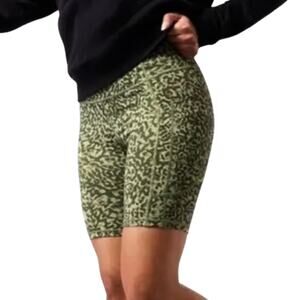 Athleta Ultimate Stash Pocket 7" Short Laurel Olive Green Biker Short Sz S